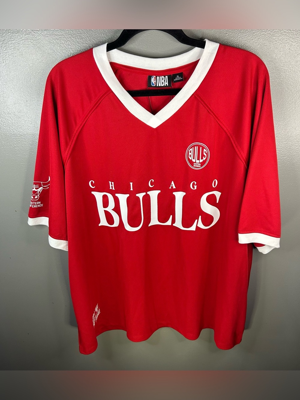 NBA Chicago Bulls Basketball Red Jersey Size XL New With Tags